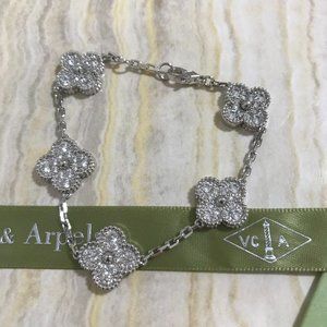ALHAMBRA Four Leaves Lucky Collection Women's Bracelet Colorless Diamond 18k